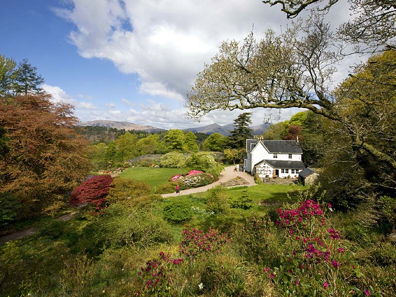 The gardens at Druimneil